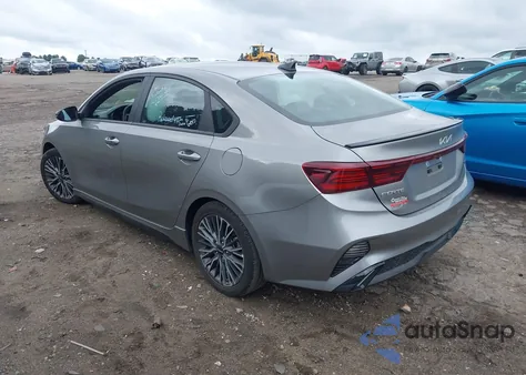 2023 Kia Forte Gt-Line z USA, uszkodzony, nr VIN 3KPF54AD2PE620189